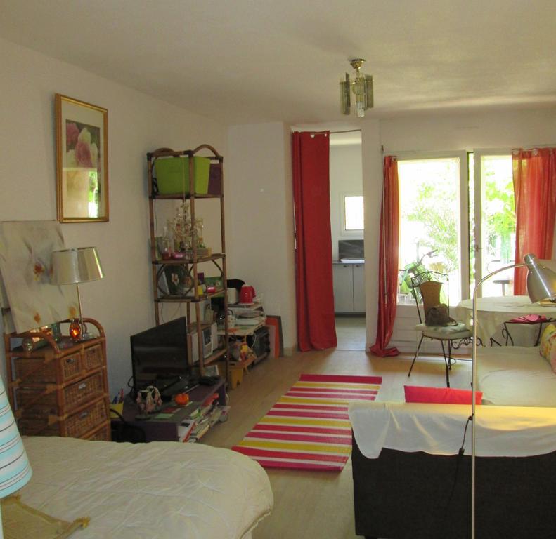Joli Studio Avec Jardinet Avignon Kültér fotó